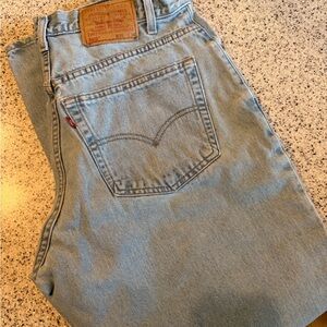 Vintage Levi's Men's Relaxed Jeans in Light Blue Denim
